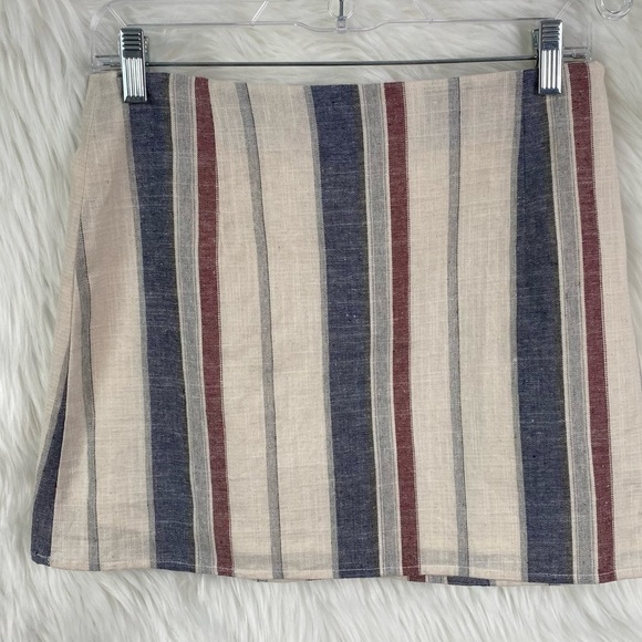 Forever 21 Striped Mini Skirt Size Medium - Picture 3 of 9